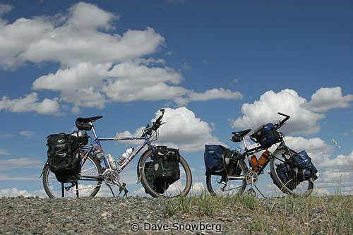 Dave Snowberg and Michelle Dodd bicycle the Great Divide Mountain Bike Route > Our Bicycles